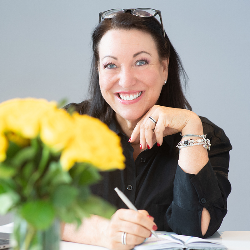Dr. Anke Elisabeth Ballmann Dr. Anke Elisabeth Ballmann